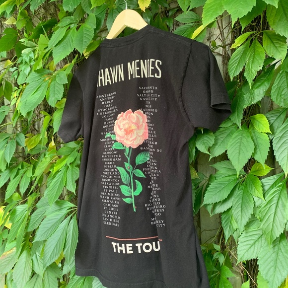 Shawn Mendes Tee - Picture 5 of 7
